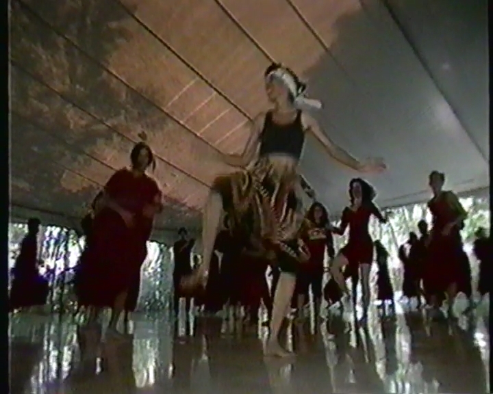 File:Osho Now - Creativity and Celebration (1992) ; still 02min 46sec.jpg