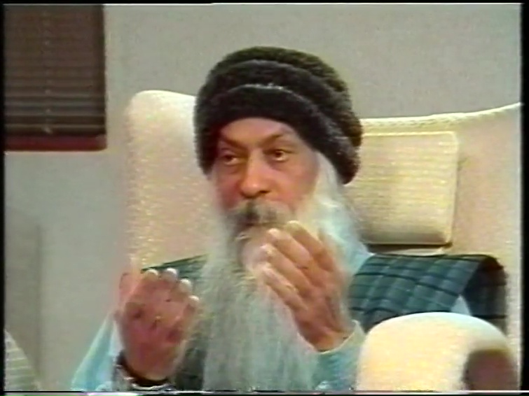 File:Osho - Conscious Love ~ About Aids (1996) ; still 02m 22s.jpg