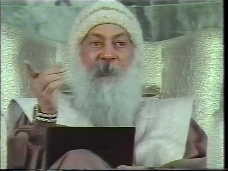 File:Osho - Conscious Love ~ About Aids (1996) ; still 07m 32s.jpg