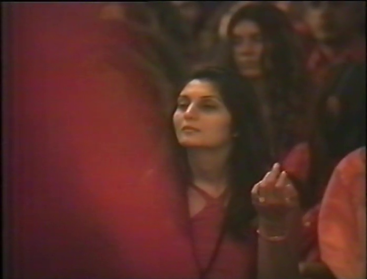 File:1979-07-10 Osho Guru Purnima (film) ; still 48min 16sec.jpg