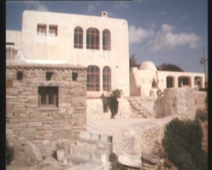 File:TROS Aktua 1986-02-24 - Bhagwan op Kreta (1986) ; still 23m 15s.jpg