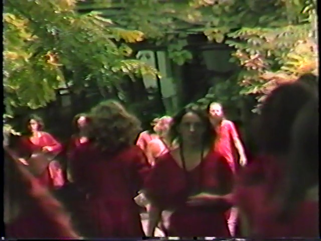 File:The Great Journey - Bhagwan Shree Rajneesh Coming from the East to the West (1982) ; still 04m 37s.jpg