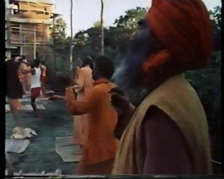 File:Bhagwan (1978) ; 12min 30sec --Swami Sardar Gurudayal Singh-- (aka Sardarji).jpg