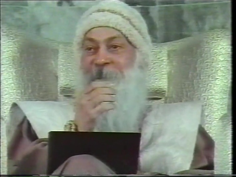 File:Osho - Conscious Love ~ About Aids (1996) ; still 10m 46s.jpg