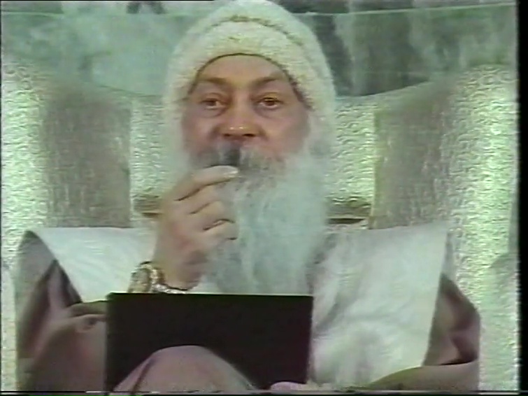 File:Osho - Conscious Love ~ About Aids (1996) ; still 07m 16s.jpg