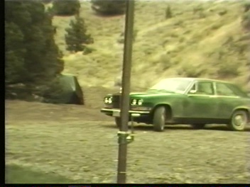 File:Ranch Footage 02 (1982) ; still 25m 39s.jpg