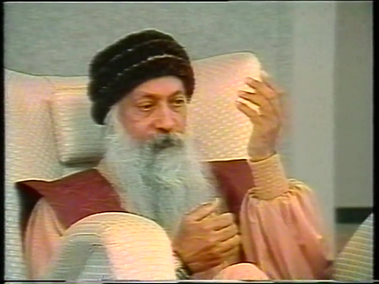 File:Osho - Conscious Love ~ About Aids (1996) ; still 00m 55s.jpg