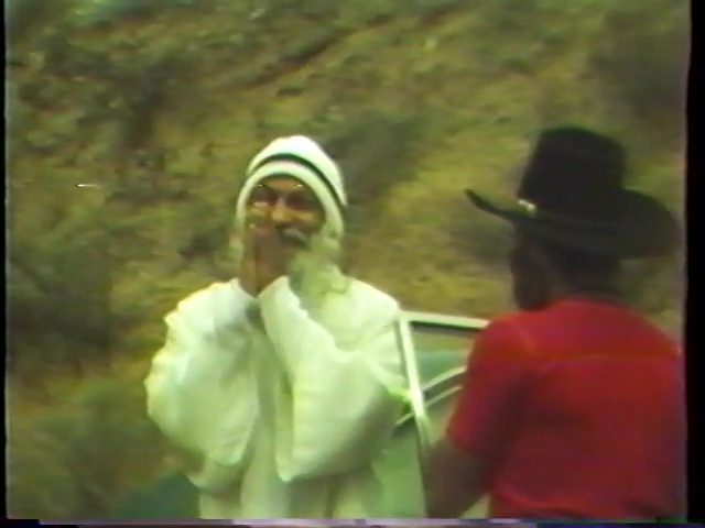 File:The Great Journey - Bhagwan Shree Rajneesh Coming from the East to the West (1982) ; still 45m 32s.jpg