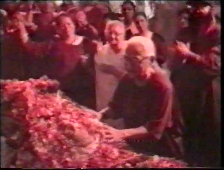 File:Mata Ji Death Celebration (1995) ; still 02min 17sec.jpg