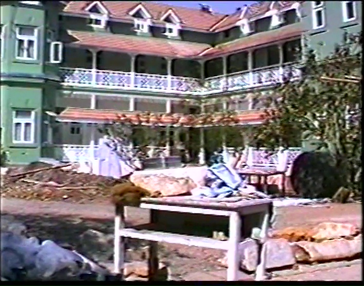 File:Poona 1988 And Beyond (1988) ; still 04m 21s.jpg