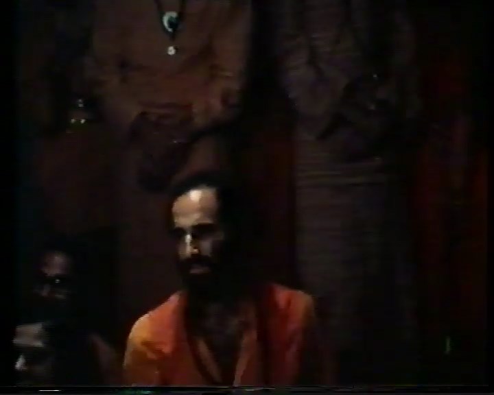 File:Bhagwan (1978) ; 36min 12sec --Swami Anand Prageet--.jpg