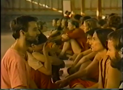File:Shree Rajneesh Ashram - This Commune, the Buddhafield (1980) ; still 32m 37s.jpg