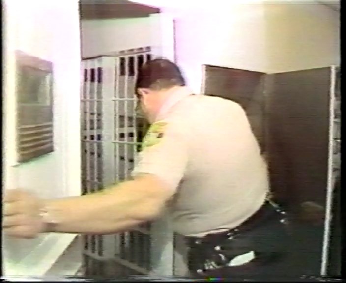 File:ABC Nightline - Prison Interviews (1985) Part 1 ; still 01min 56sec.jpg