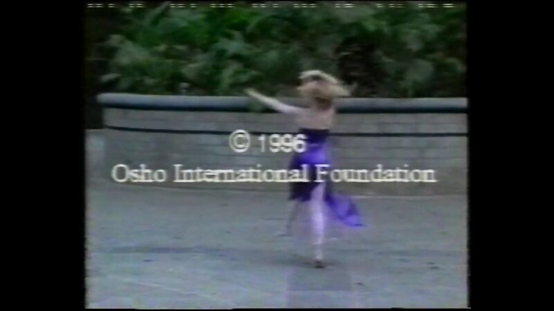 File:Welcome to Osho Commune International (1996) ; still 26m 25s..jpg