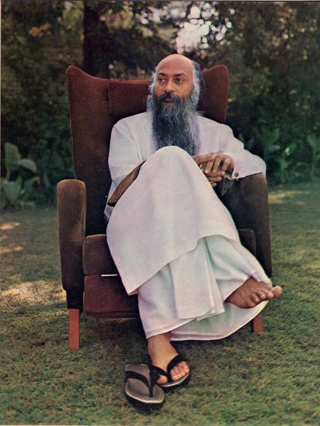 File:Rajneesh Darshan mag Jan-Feb 1976 photo.jpg