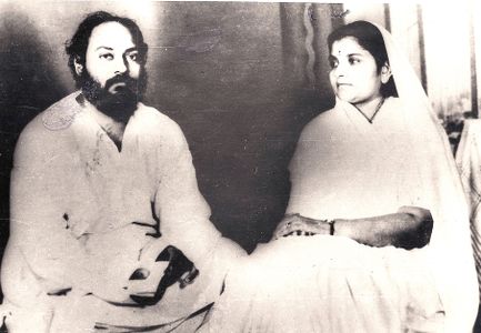 Madan Kunwar Parekh (Anandmayee) and Osho