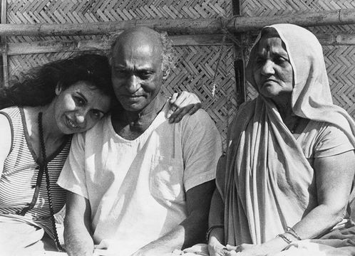 Mukta with Devateerth and Saraswati